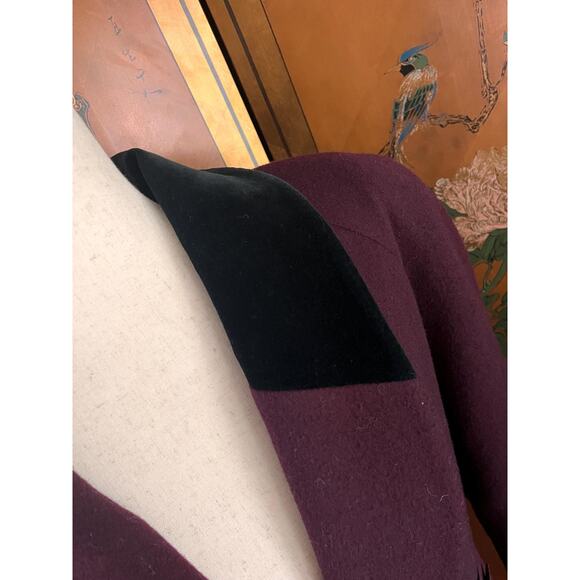 Vintage pure wool coat in deep purple, size L - Picture 4 of 8